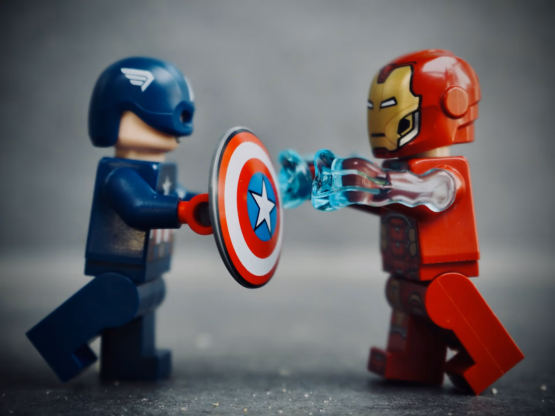 calculating equipment in the office using books, calculators and pens